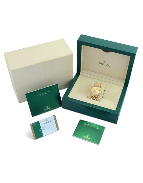 Rolex Day-Date 40 228238